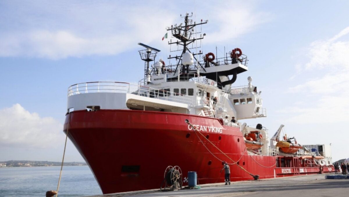 ONG, paura per la Ocean Viking: spari vicino alla costa della Libia