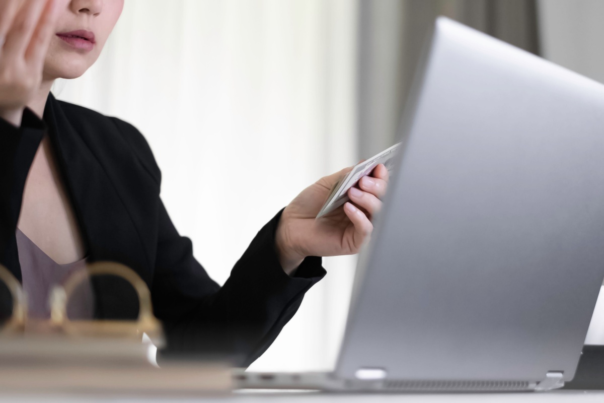 prestito online Suwit Rattiwan